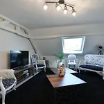 La Petite